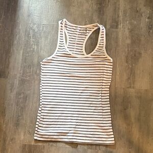 Universal Thread black and white striped tank top